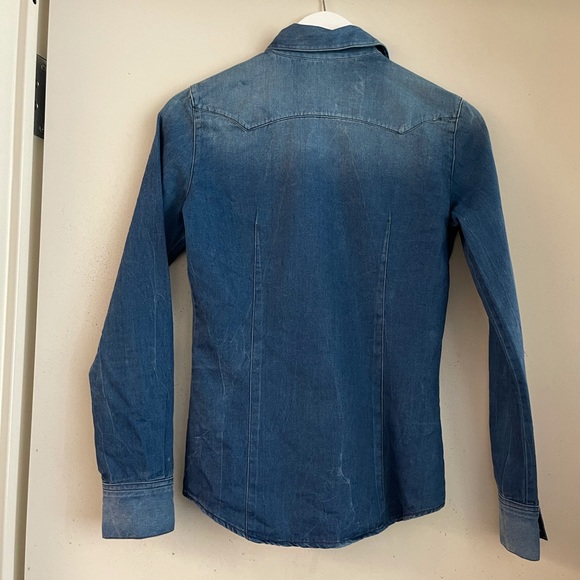 Zara Faded Denim Button Down - Picture 2 of 4